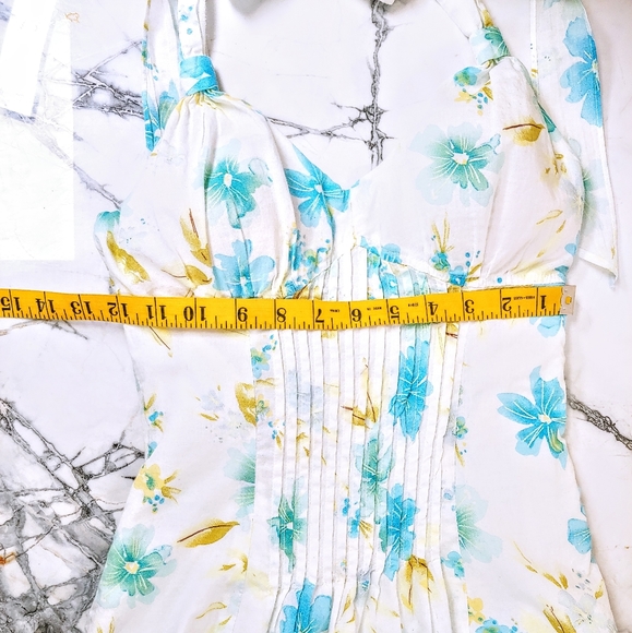 Floral Halter Midi Dress - Picture 6 of 14